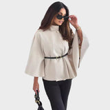 Selviora – Elegante jas met vlinderachtige mouwen en riem