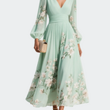 Lucija - Helder Groene Midi Jurk van Chiffon met Bloemenplissé