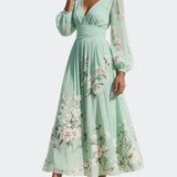 Lucija - Helder Groene Midi Jurk van Chiffon met Bloemenplissé