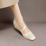 TESS | LEREN MARY JANES MET VIERKANTE NEUS