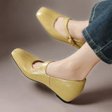 TESS | LEREN MARY JANES MET VIERKANTE NEUS
