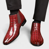 Zwier | Bordeauxrode chelseaboots met krokoprint